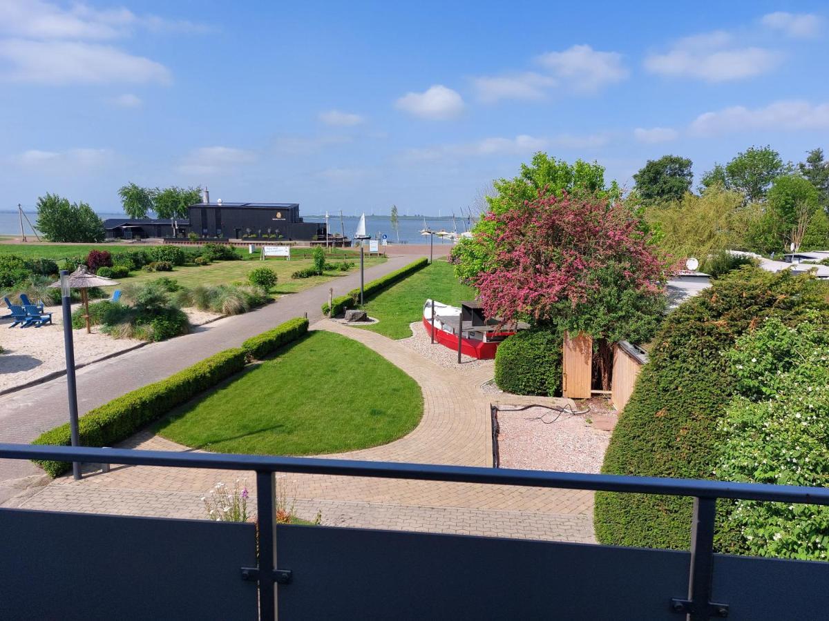 Ferienwohnung Haus Strandglueck - Urlaub Mit Blick Auf Den Duemmer See Lembruch Exterior foto