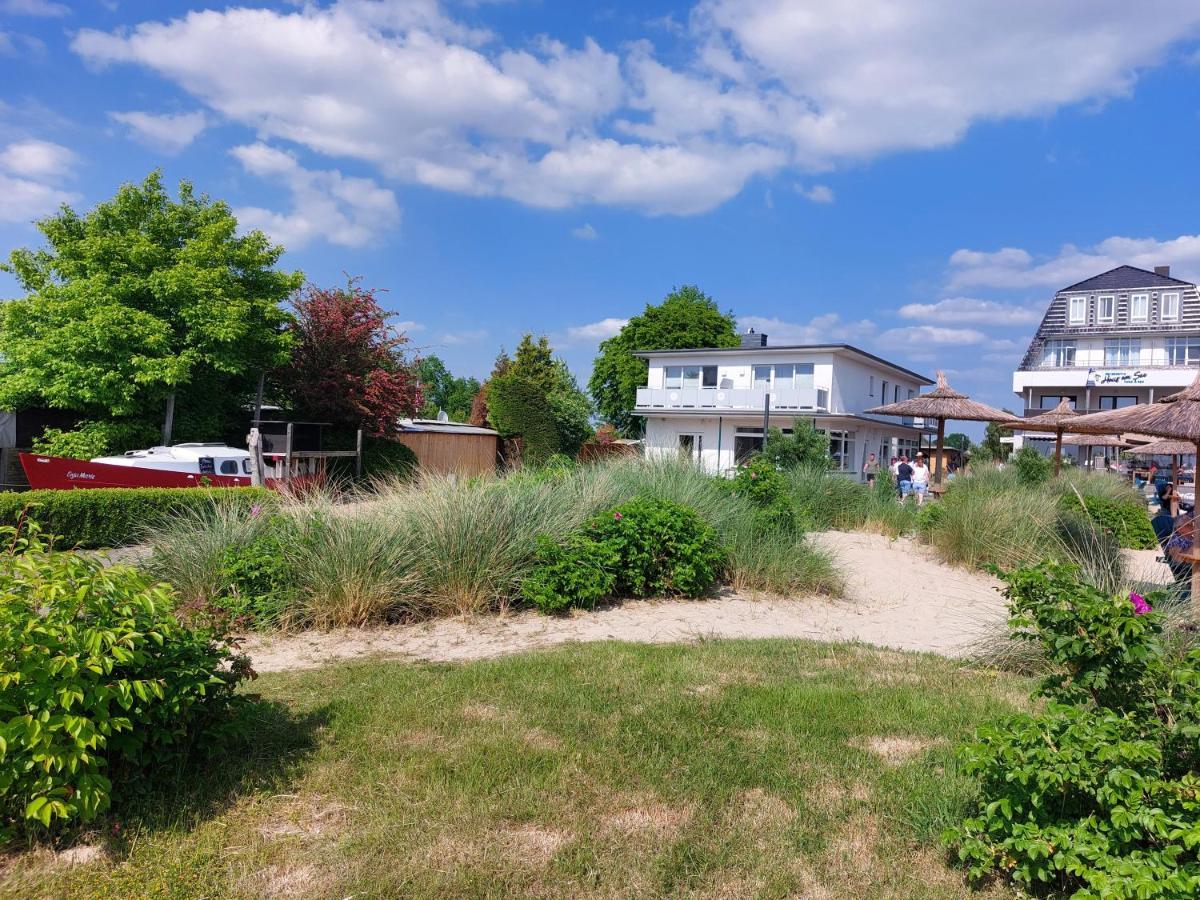 Ferienwohnung Haus Strandglueck - Urlaub Mit Blick Auf Den Duemmer See Lembruch Exterior foto