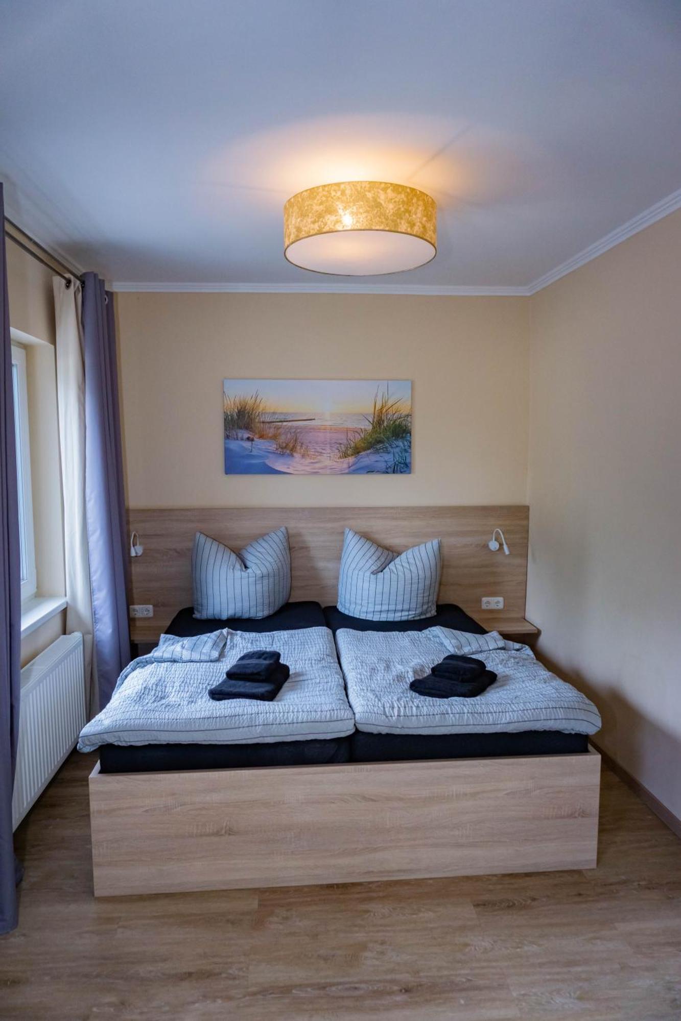 Ferienwohnung Haus Strandglueck - Urlaub Mit Blick Auf Den Duemmer See Lembruch Exterior foto